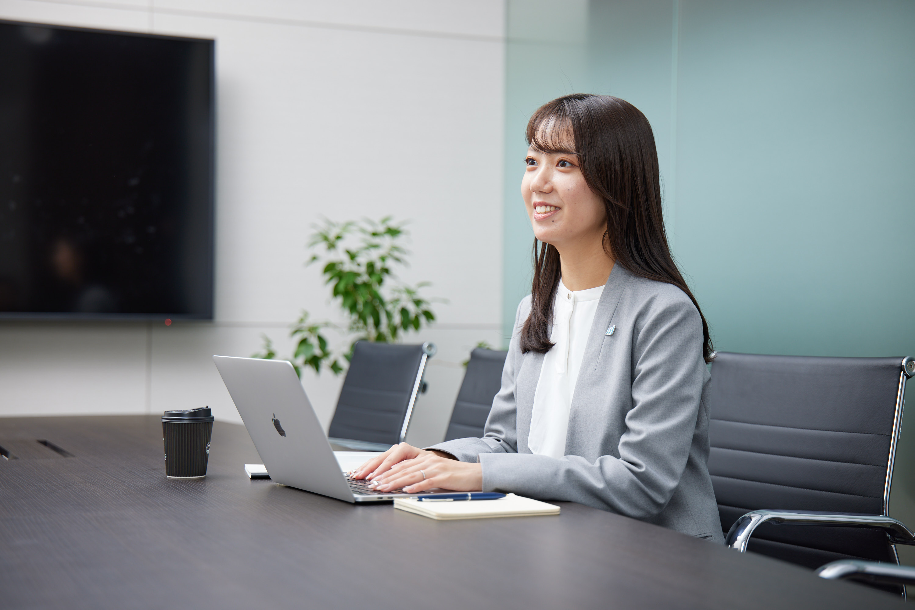 J.P.Returns株式会社の正社員 営業・営業アシスタントの求人情報イメージ1